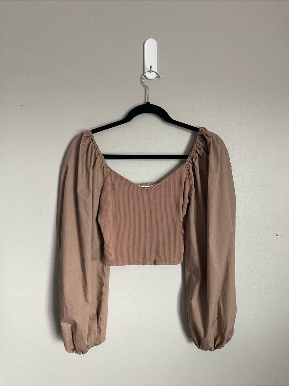 ABERCROMBIE & FITCH Taupe Lantern Sleeve Knit Crop Top Sz M
